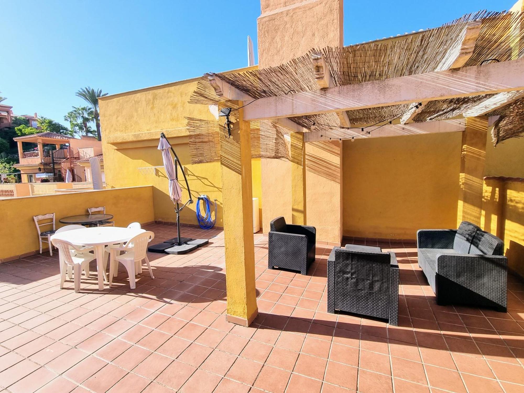 Golf & Resort Apartment In La Reserva De Марбелья Экстерьер фото